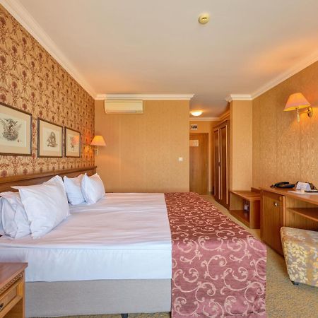 Hotel Club Central خيساريا المظهر الخارجي الصورة