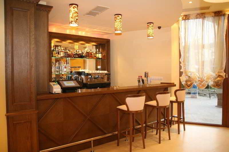 Hotel Club Central خيساريا المظهر الخارجي الصورة