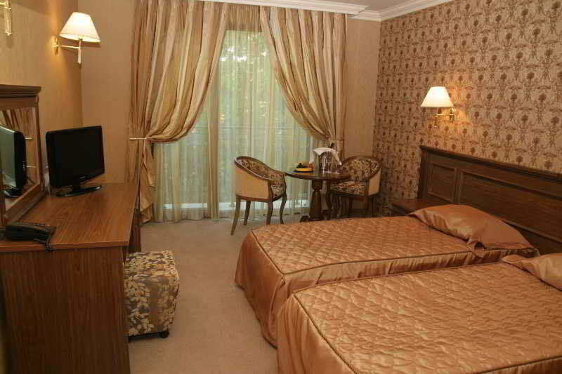Hotel Club Central خيساريا المظهر الخارجي الصورة